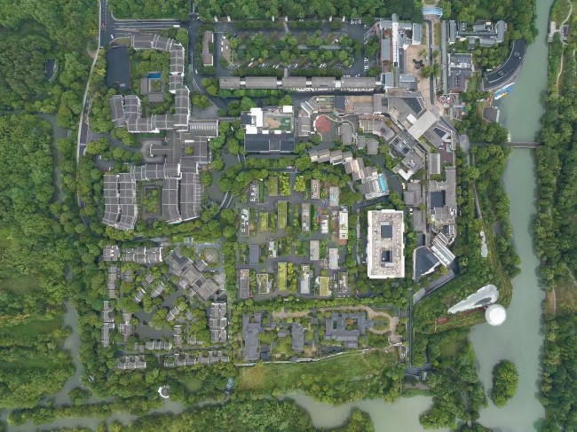 假面骑士极狐：4位王者与黑狐 推荐视频