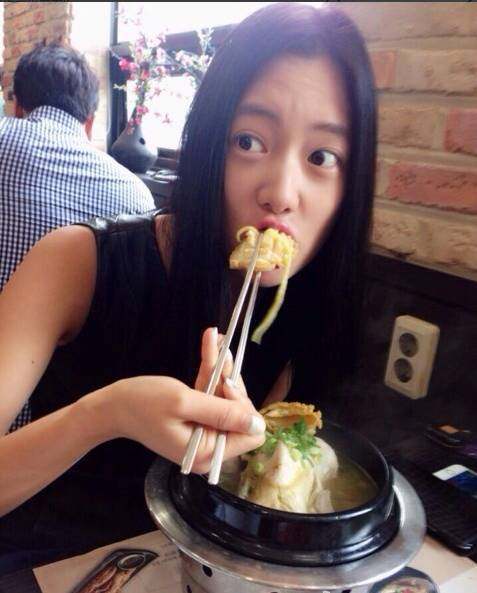 伦敦上空的鹰 视频主图