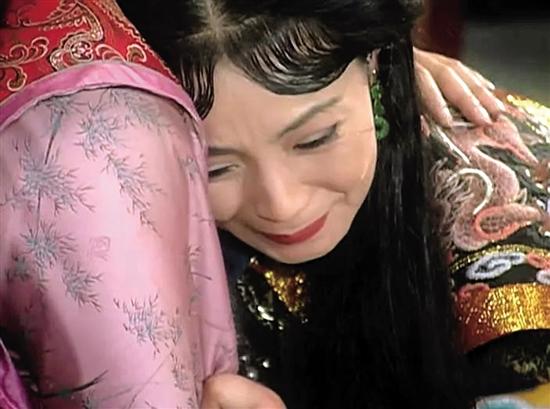 借东西的小人阿莉埃蒂 视频主图