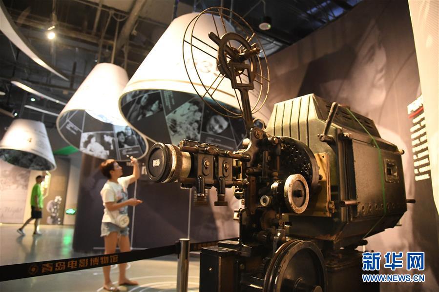 伊娜：初生之犊 推荐视频