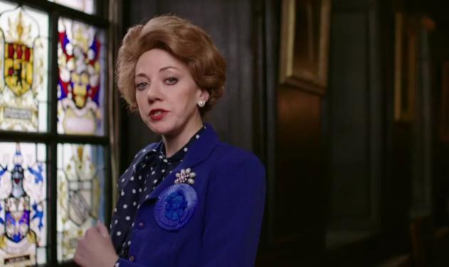 你在月夜里闪耀光辉 推荐视频