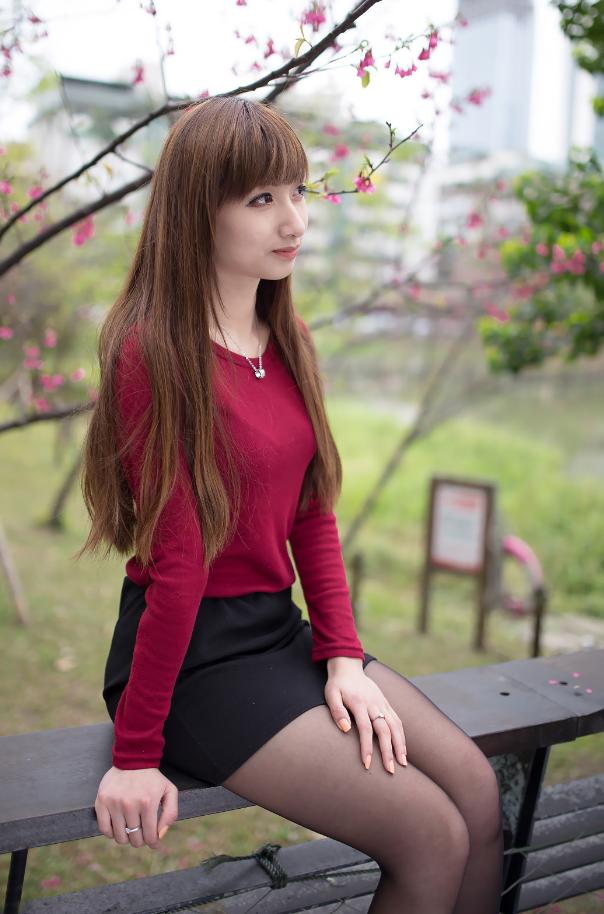 丑陋的继姐 视频主图