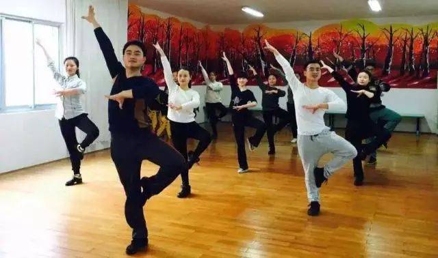 僵尸小屁孩 产品图片