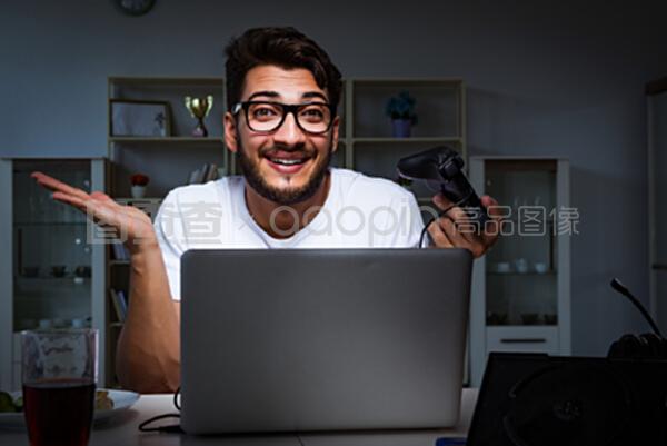 假圣诞老人 推荐视频