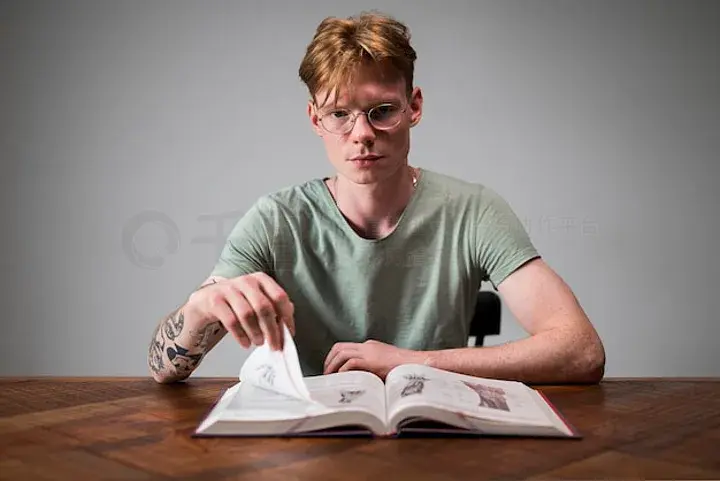 中华英雄 视频主图