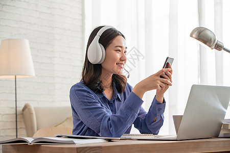 假日之旅 推荐视频