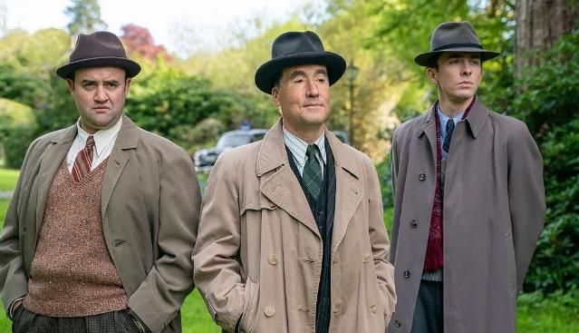 你口袋里有把枪吗？ 推荐视频