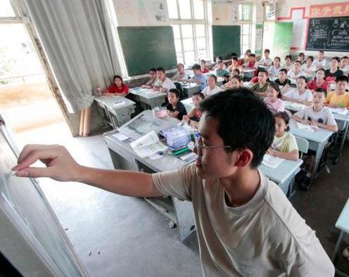 仙人坝的红衣兜 视频主图