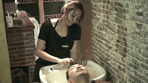 偷渡者 推荐视频