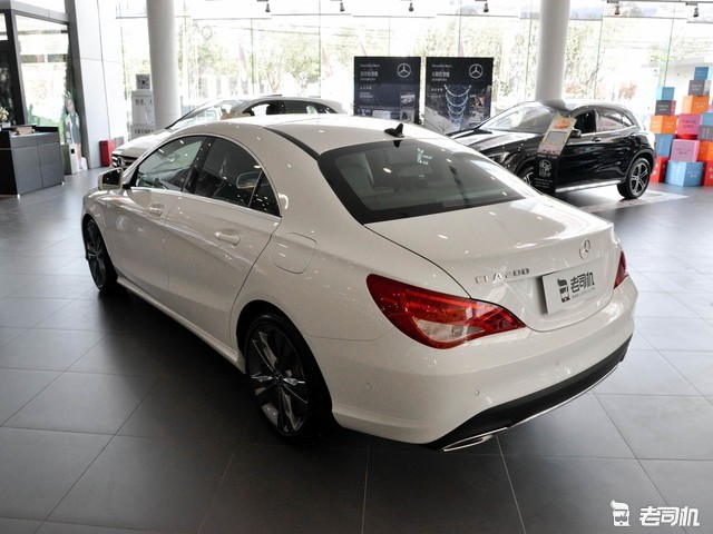 伊莉莎与玛瑟拉 推荐视频