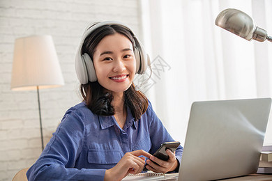 依然爱丽丝 推荐视频